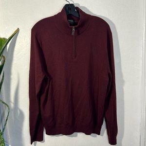 Burgundy men’s sweater
